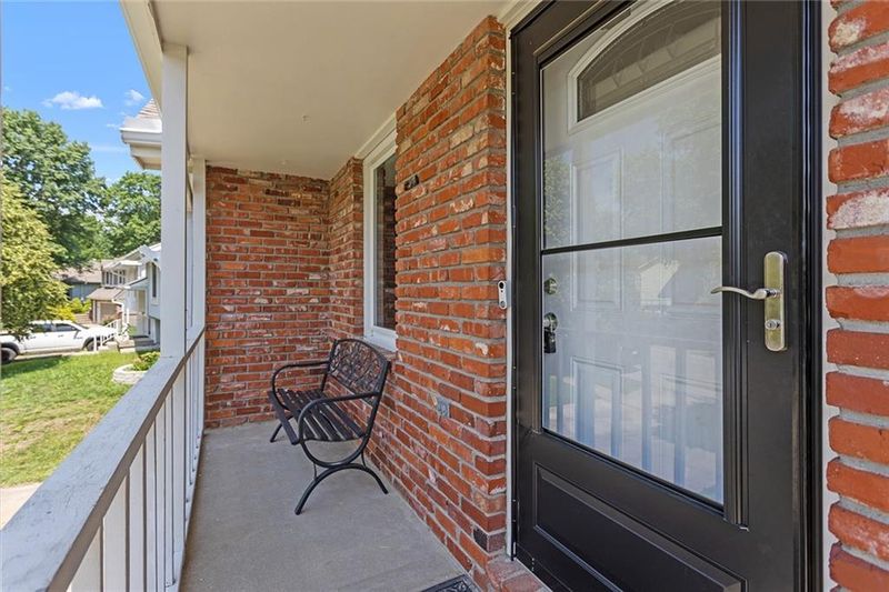 6731 N St Clair Ave, Kansas City, MO 64151