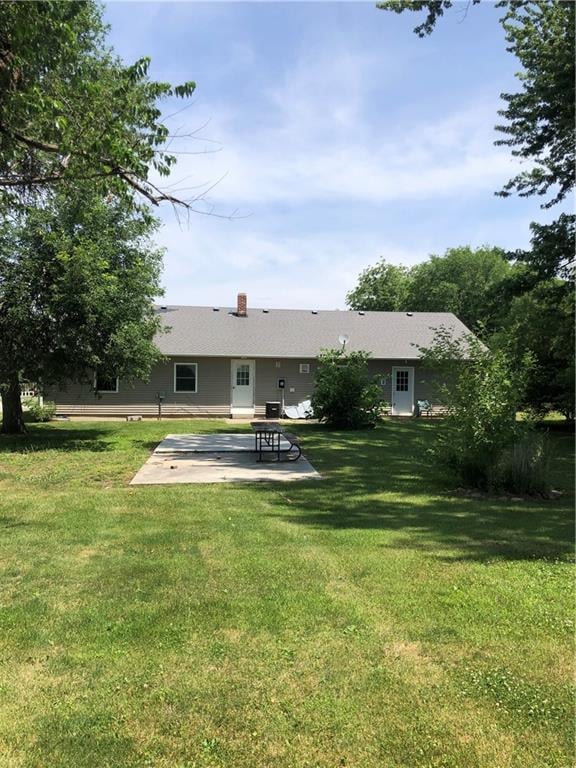 330 W 3rd St, Clearmont, MO 64431