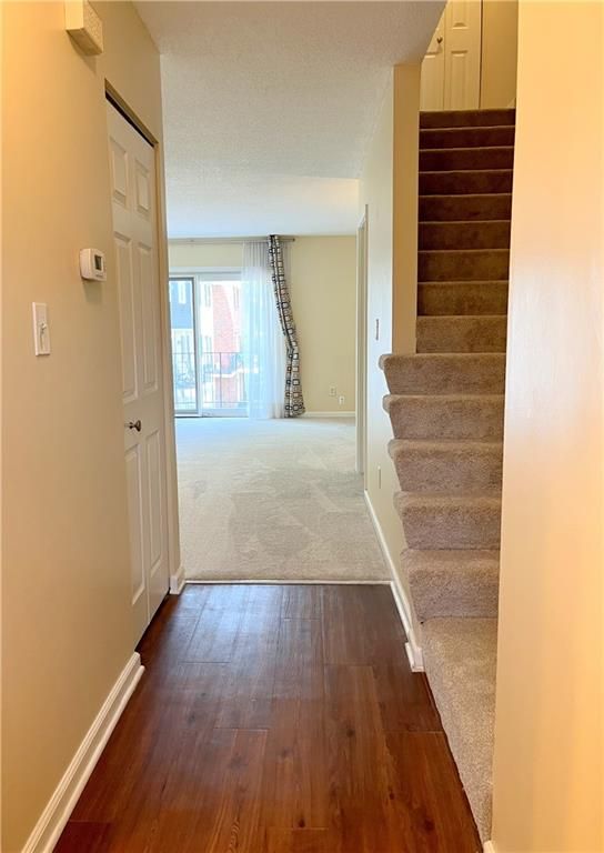 8620 W 84th St, Overland Park, KS 66212