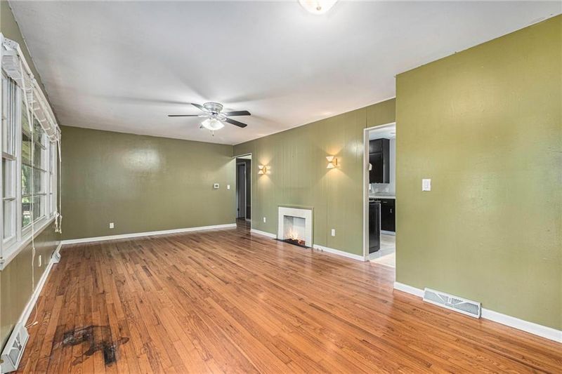 1619 W 9th St, Sedalia, MO 65301