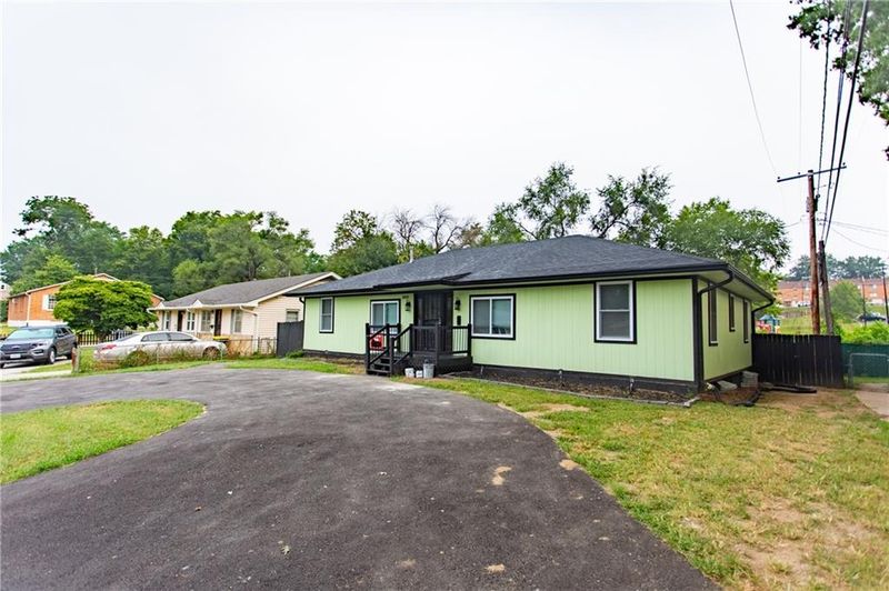 3606 E 67th St, Kansas City, MO 64132