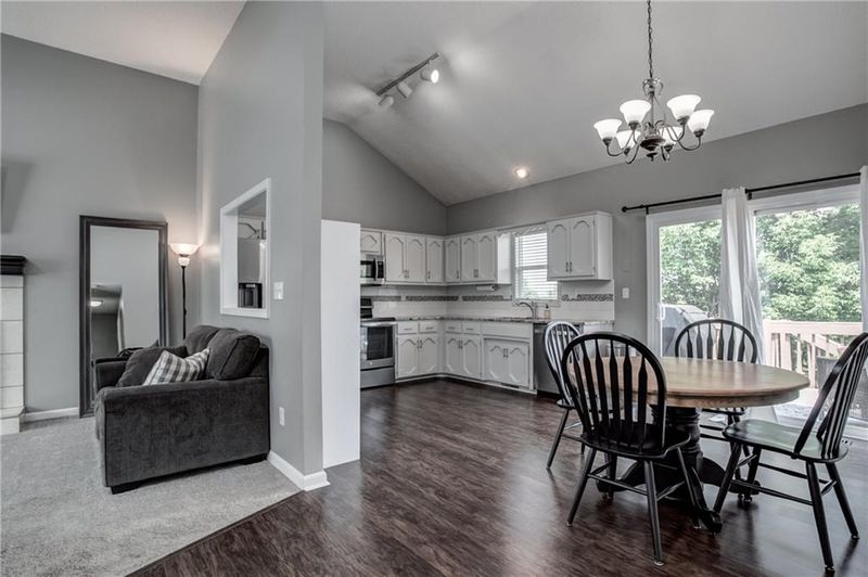 8534 NE 110th Ter, Kansas City, MO 64157