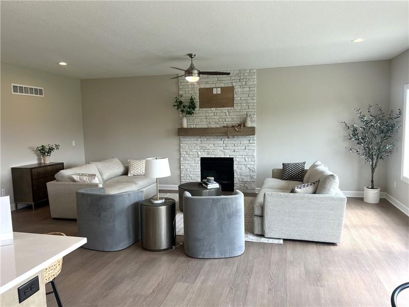 17781 Shady Bend Rd, Gardner, KS 66030