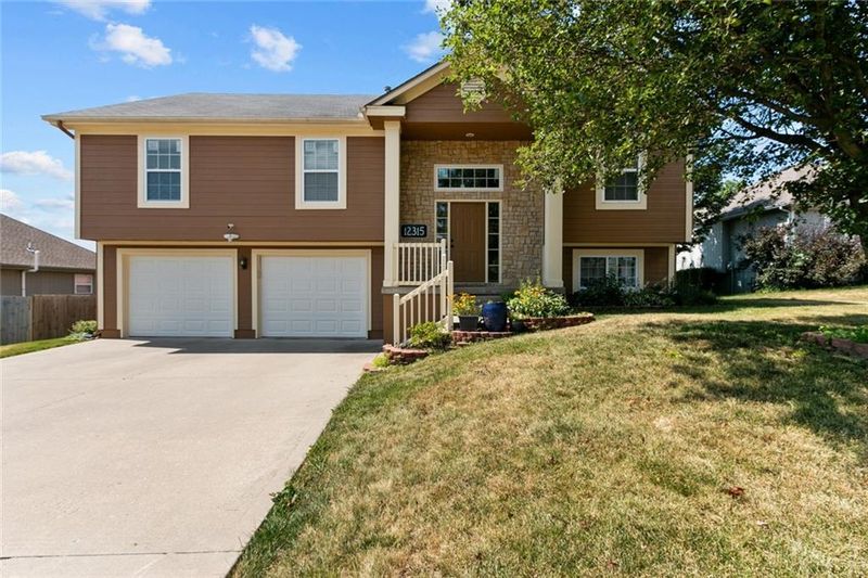 12315 E 56th St, Kansas City, MO 64133