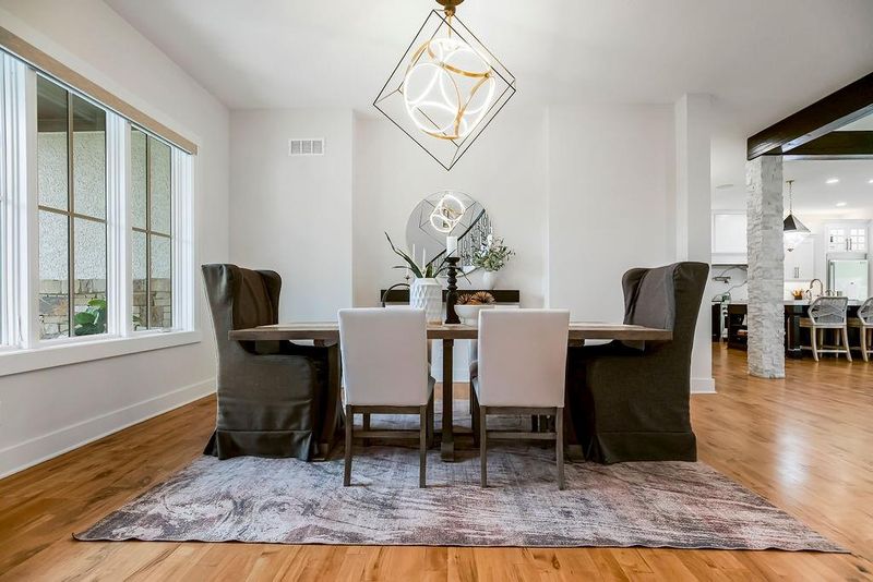 15905 Bond St, Overland Park, KS 66221