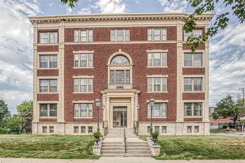 3800 Baltimore Ave #3S, Kansas City, MO 64111