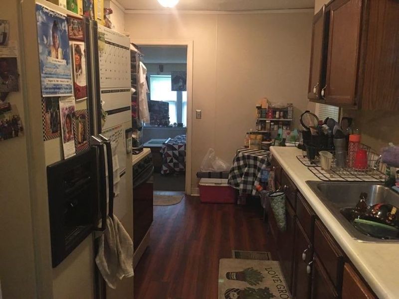 2408 E 60th St, Kansas City, MO 64130