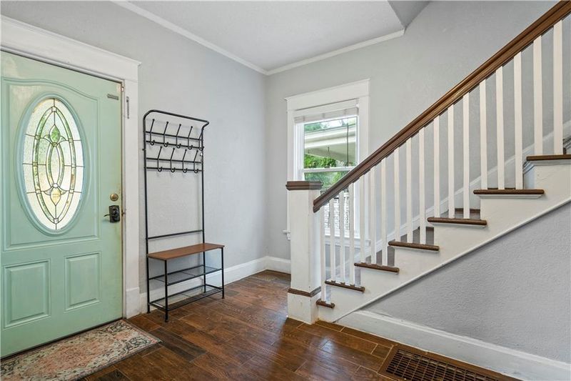 433 Denver Ave, Kansas City, MO 64124