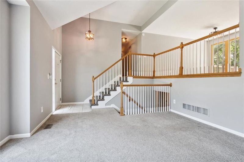 9012 N Oregon Ave, Kansas City, MO 64154