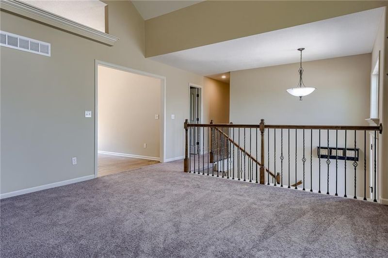 10602 N Tracy Ave, Kansas City, MO 64155