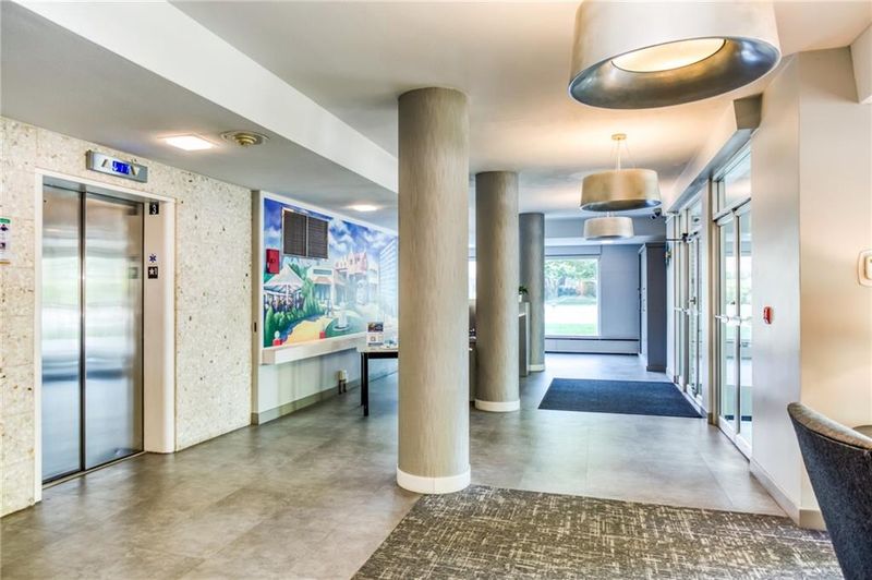 333 W Meyer Blvd #411, Kansas City, MO 64113