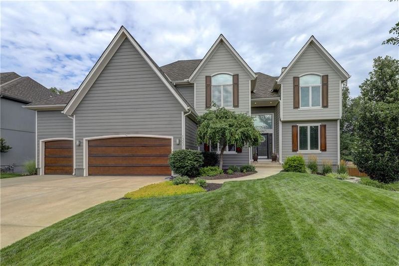 13231 Long St, Overland Park, KS 66213