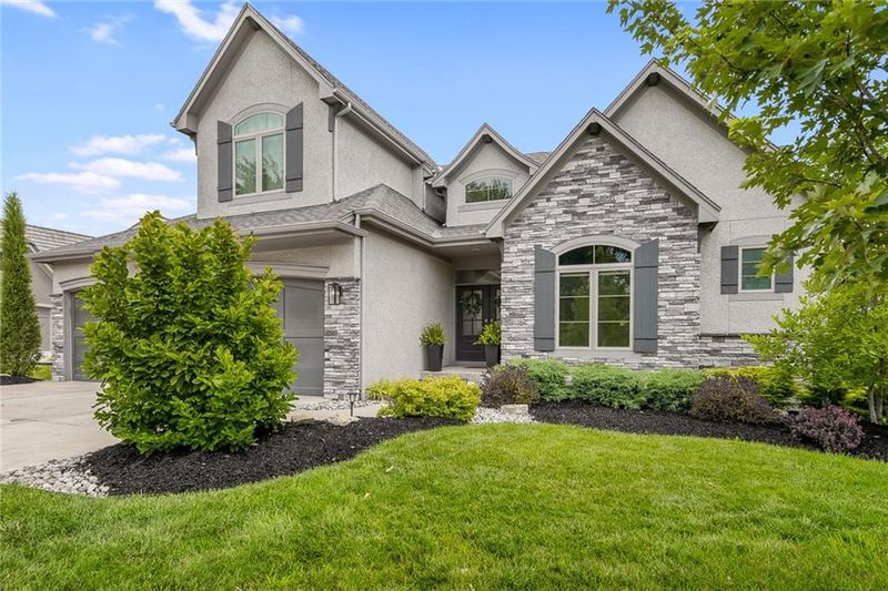 15717 Cody St, Overland Park, KS 66221
