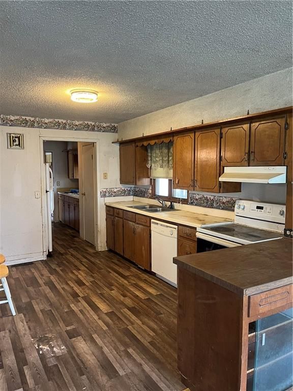 614 N Godfrey St, Cameron, MO 64429