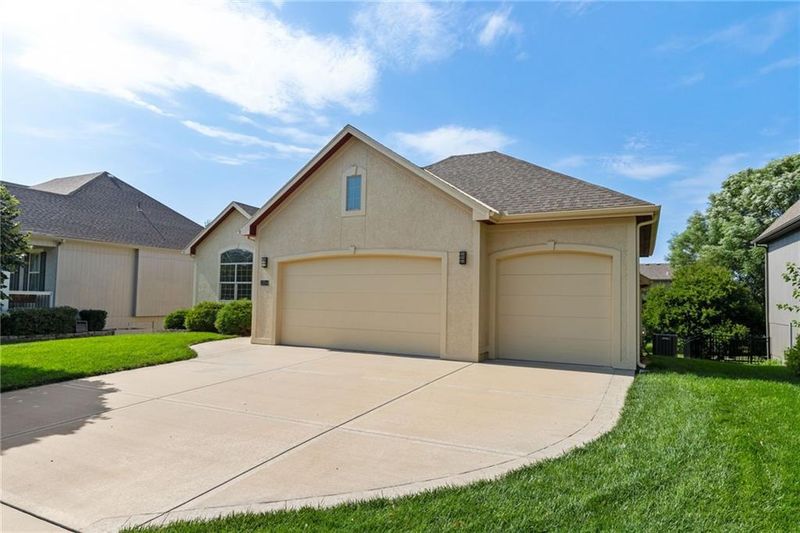 13304 W 173rd Pl, Overland Park, KS 66221