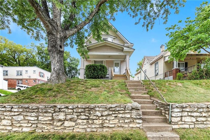 4500 E 9th St, Kansas City, MO 64124