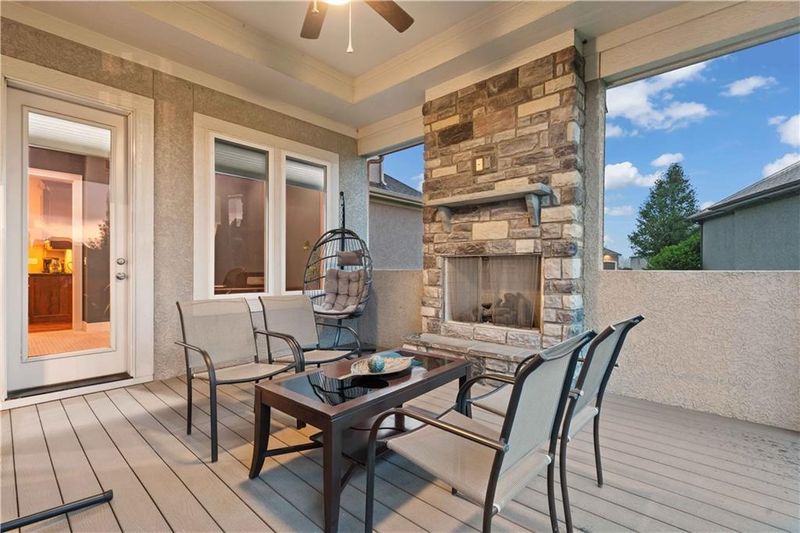 10538 W 168th Ter, Overland Park, KS 66221