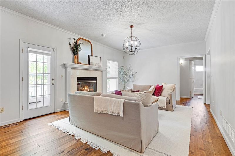 13832 Lowell Ave, Overland Park, KS 66223
