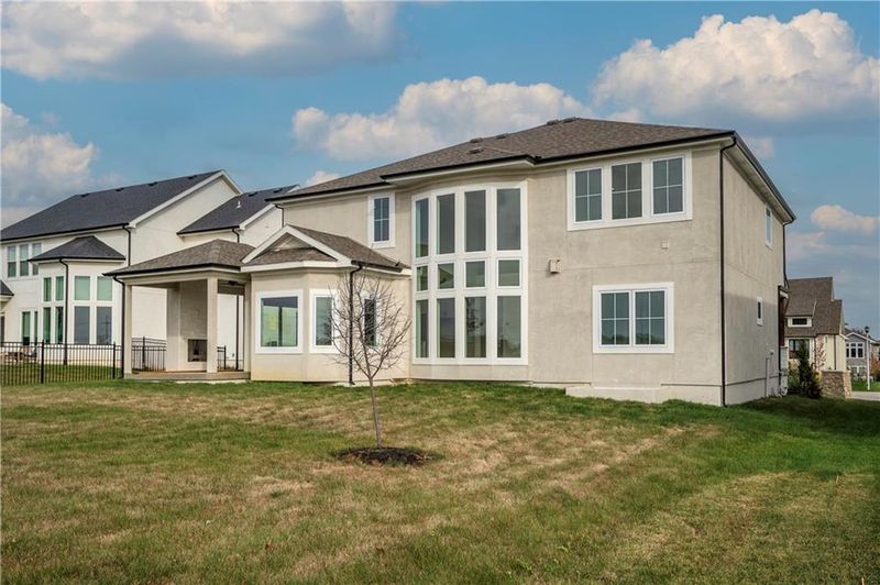 17804 Hayes St, Overland Park, KS 66013
