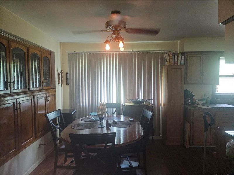 10504 Skiles Ave, Kansas City, MO 64134
