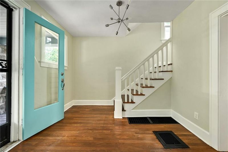 3347 Baltimore Ave, Kansas City, MO 64111
