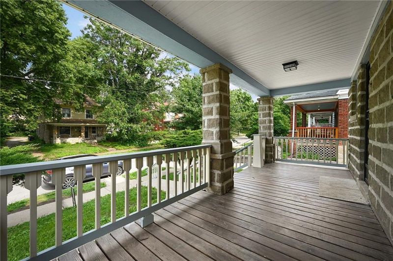 3347 Baltimore Ave, Kansas City, MO 64111