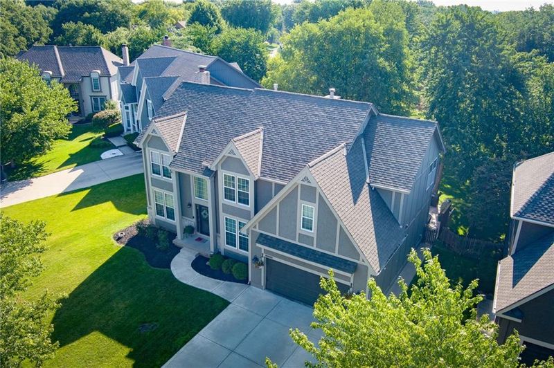 12813 Bluejacket St, Overland Park, KS 66213