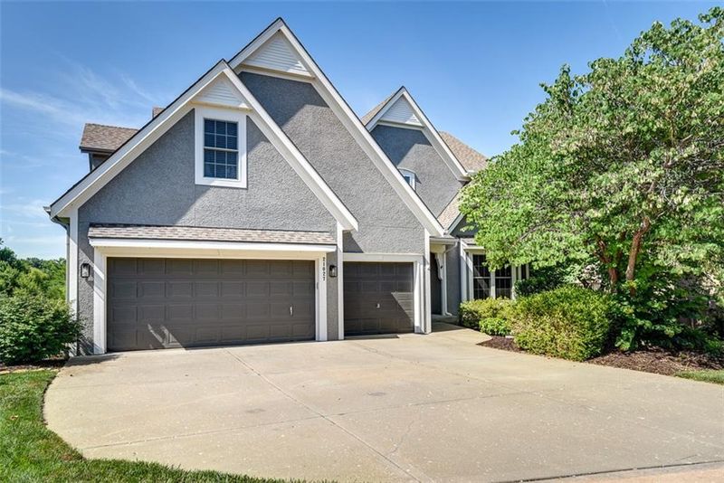 21027 W 61st St, Shawnee, KS 66218