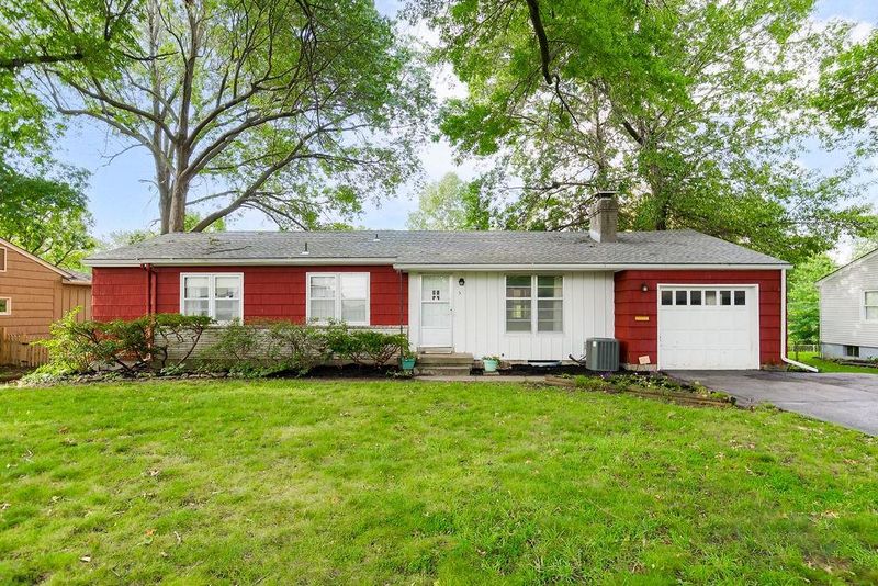 5 W 96th Ter, Kansas City, MO 64114