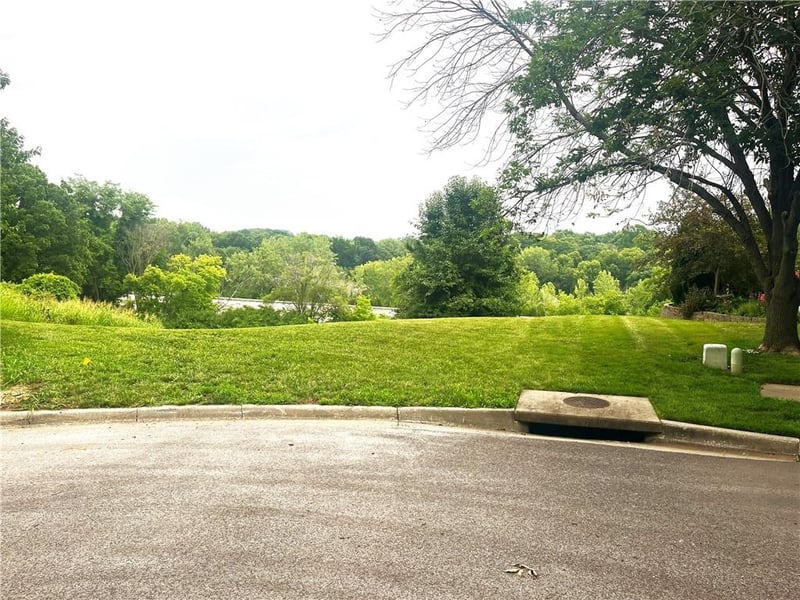 1200 NW 43rd Ter, Kansas City, MO 64116