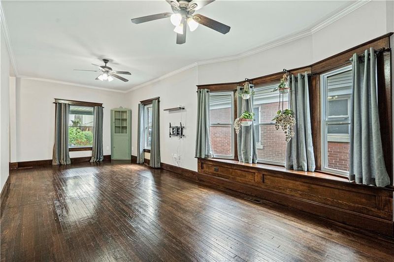 4012 Mercier St, Kansas City, MO 64111