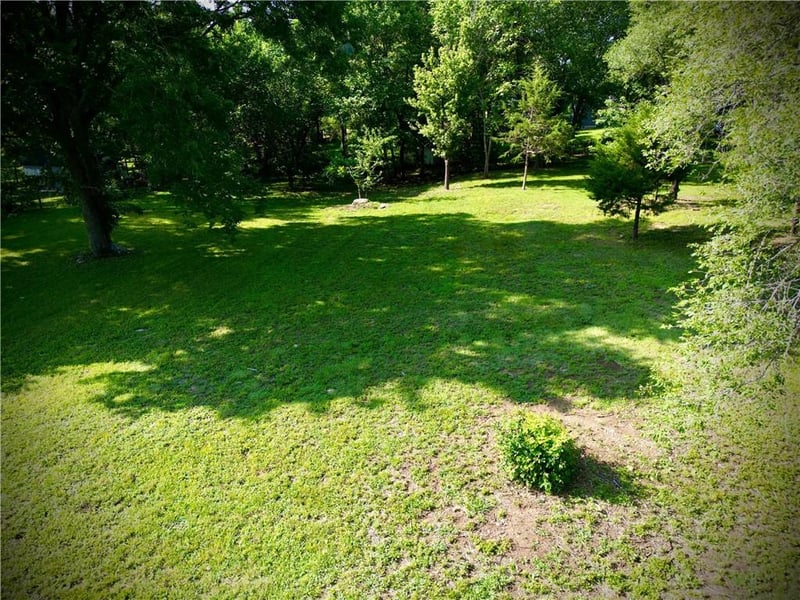 207 E Elm St, Centerville, KS 66014