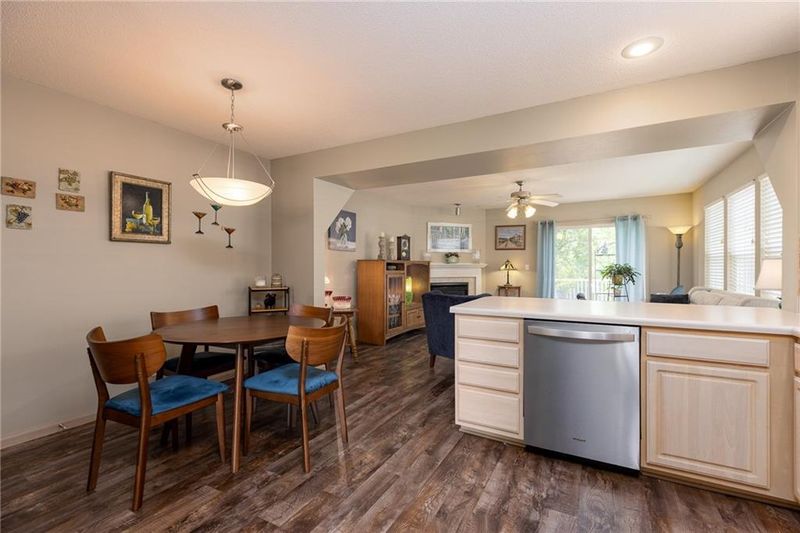 8675 NE 97 St, Kansas City, MO 64157