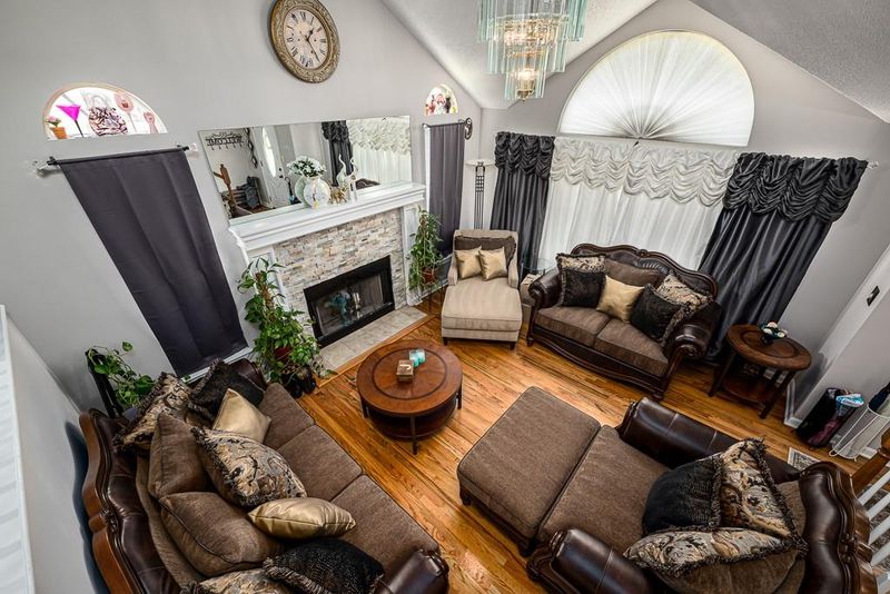 5121 Willow Ave, Kansas City, MO 64133