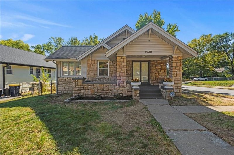 2401 E 69th St, Kansas City, MO 64132
