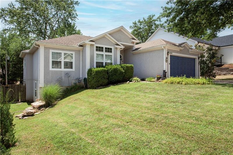 9055 E 51st St, Kansas City, MO 64133