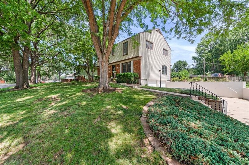 10811 Wheeling Ave, Kansas City, MO 64134