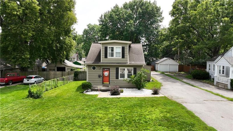 105 E 78 Ter, Kansas City, MO 64114