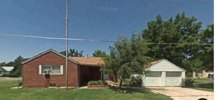 418 E 11th St, La Crosse, KS 67548