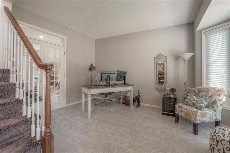 4914 Hilltop Dr, Shawnee, KS 66226