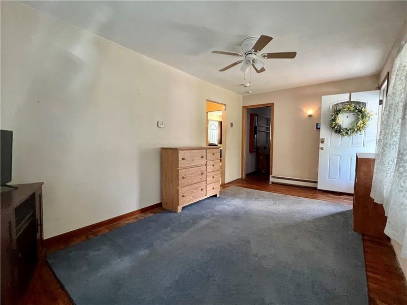 9215 Mcgee St, Kansas City, MO 64114