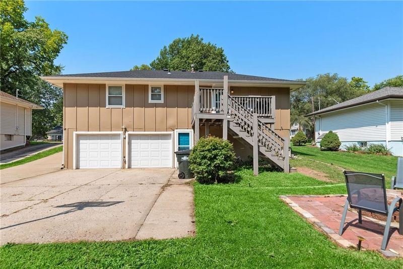 11513 N Mcgee St, Kansas City, MO 64155
