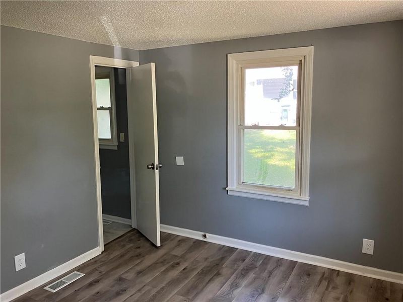 1830 S Ralston Ave, Independence, MO 64052