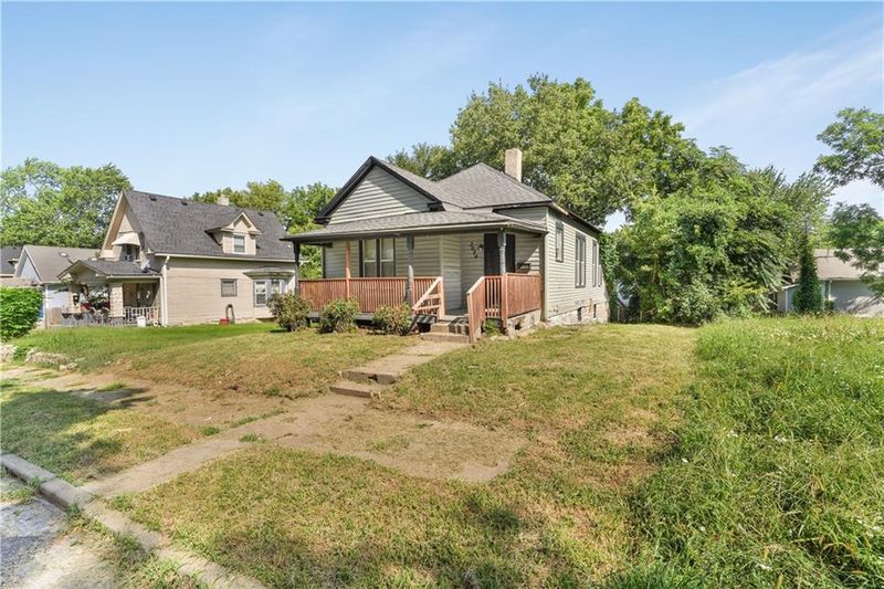 3024 E 20th Ter, Kansas City, MO 64127