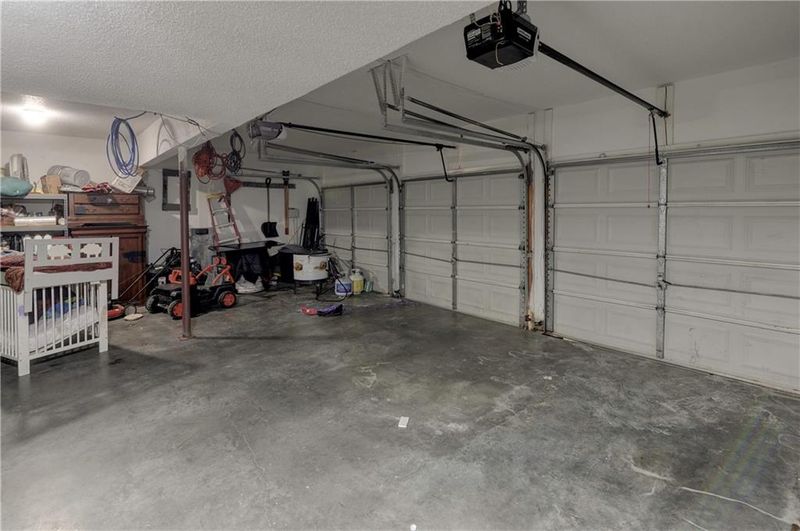 5624 N Ames Ave, Kansas City, MO 64151