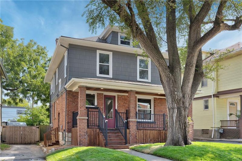 3937 Walnut St, Kansas City, MO 64111