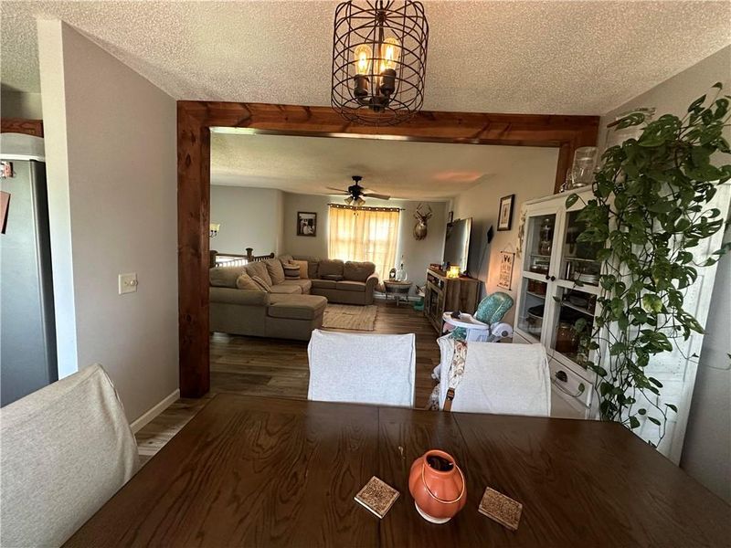 5418 S 16th Ter, St Joseph, MO 64504