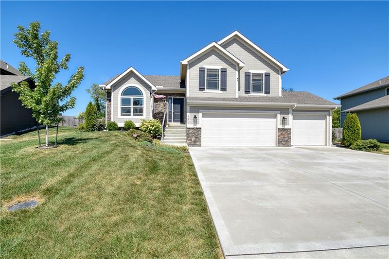 4606 NE 85th Ter, Kansas City, MO 64156
