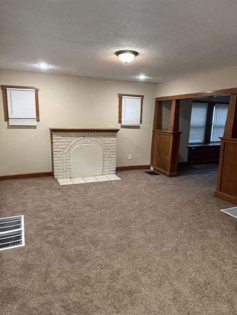 1930 S Willow Ave, Independence, MO 64052