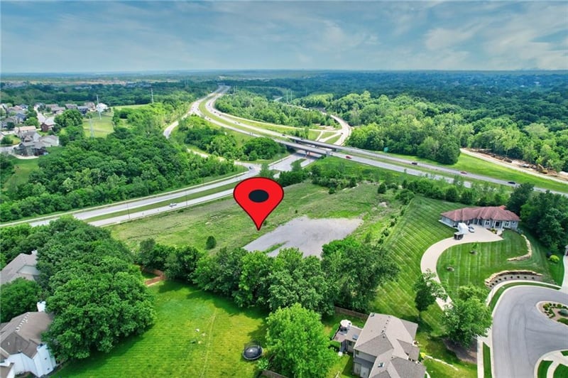 152 Hwy & Maplewoods Pkwy St, Kansas City, MO 64155